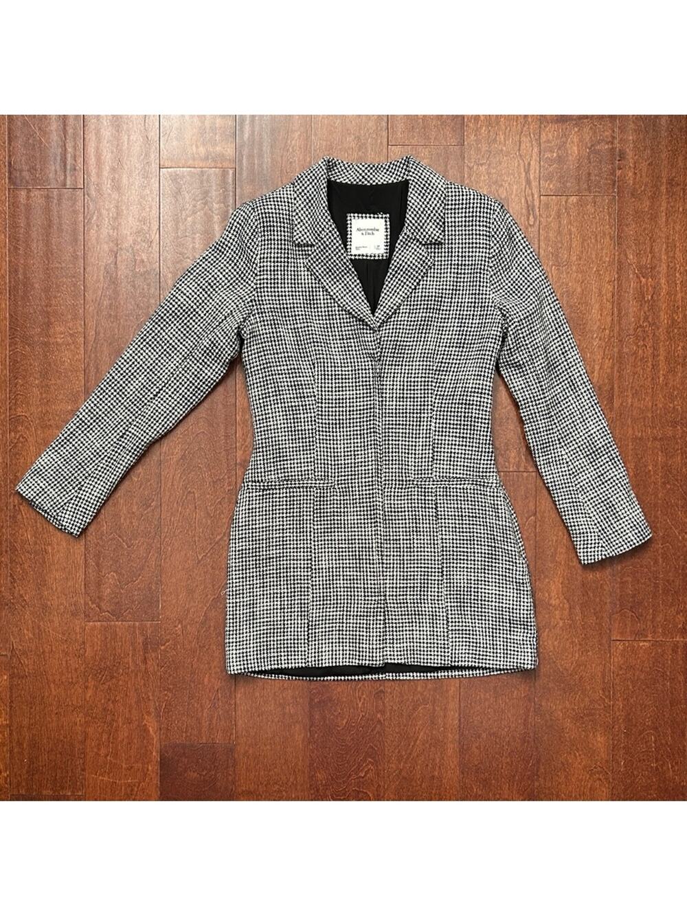 Abercrombie and Fitch Women’s Houndstooth Tweed Blazer Dress, Size Small